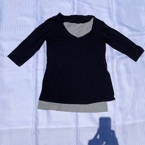 3/4 sleeve GAP maternity nursing shirt